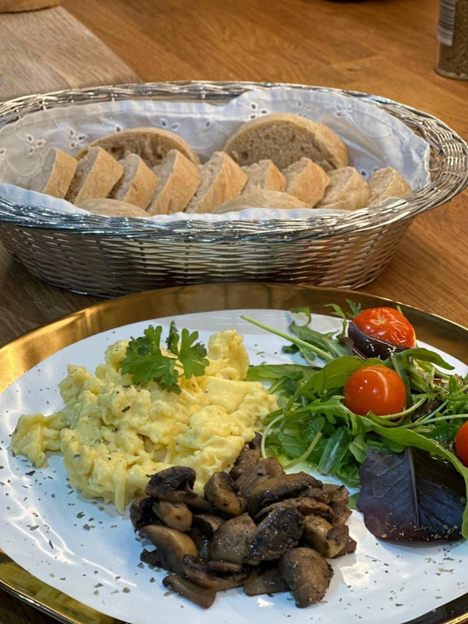 インヴァルリー Awakening Alchemy Retreat Centre Bed & Breakfast エクステリア 写真