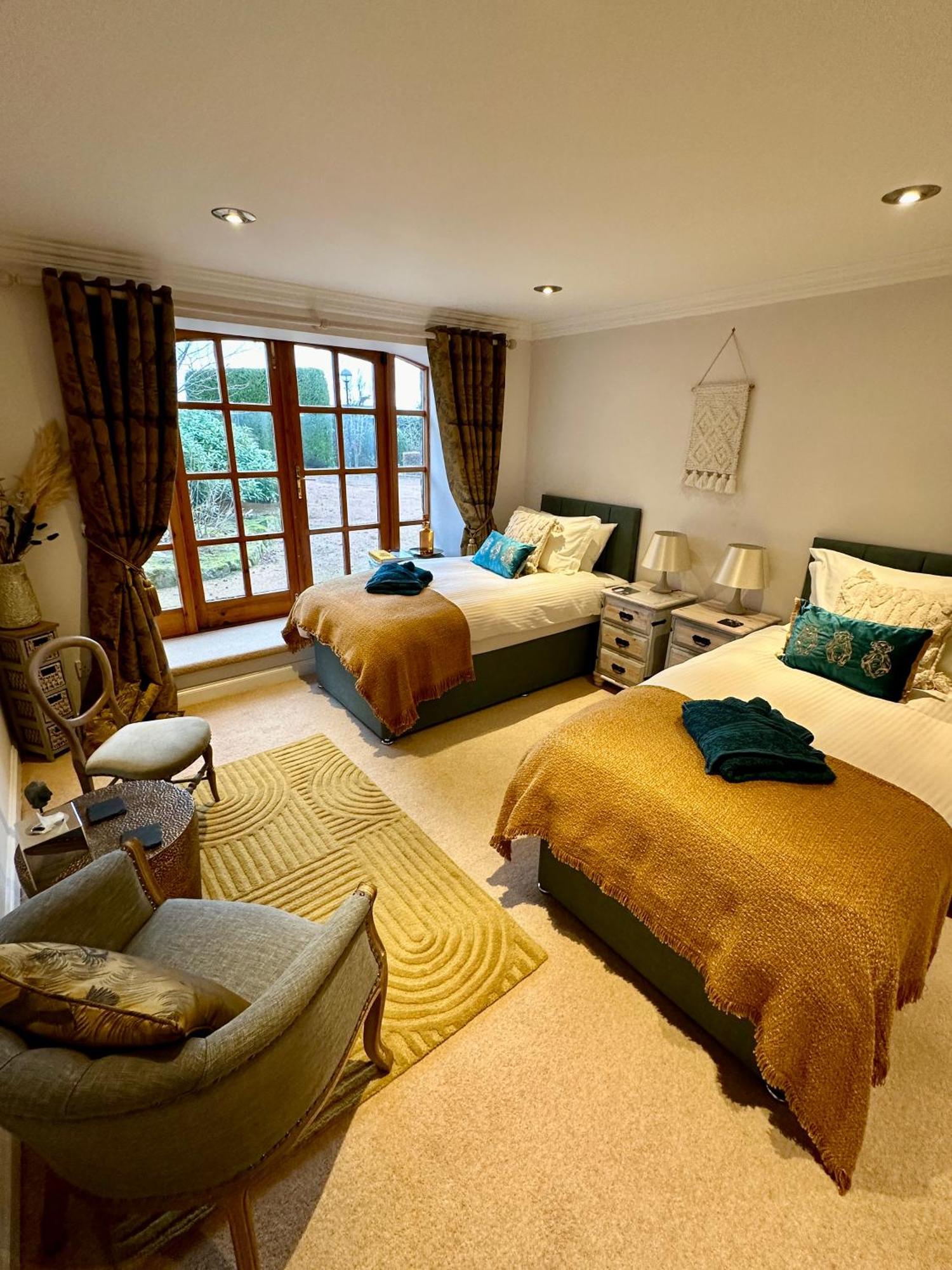 インヴァルリー Awakening Alchemy Retreat Centre Bed & Breakfast エクステリア 写真